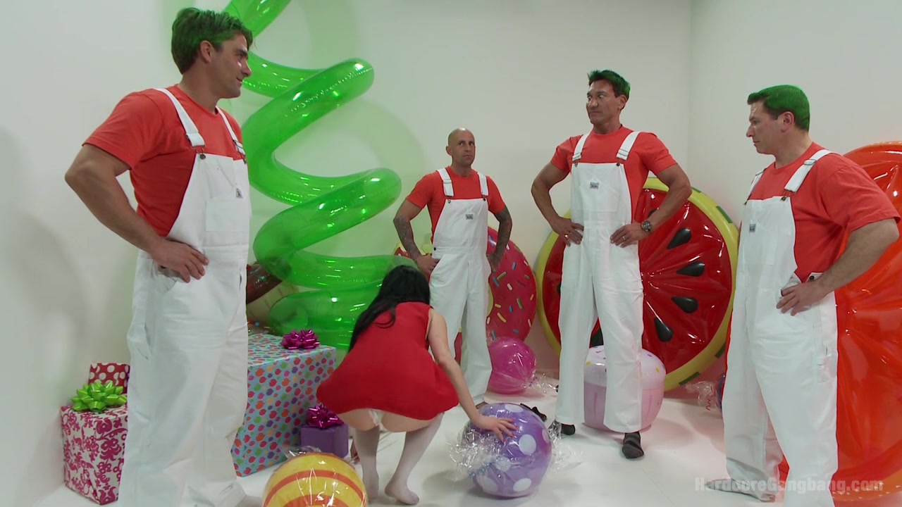 Hardcore Gangbang with Veruca James 2