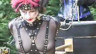 Submissive babe in leather boots used as a fucking rickshaw